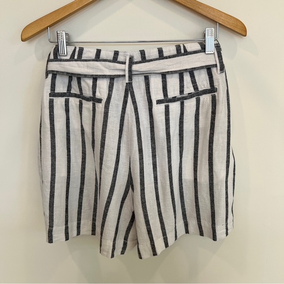 ❤️💜💙💛 Sanctuary White Navy Striped Linen Inland High Rise Paperbag Shorts NWT - Picture 6 of 10